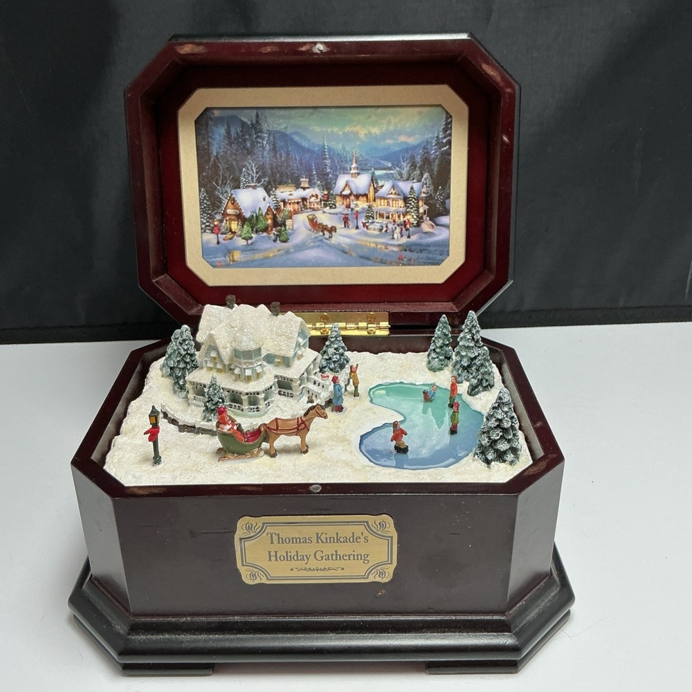 Thomas Kinkade's Holiday Gathering Music Box "I'll Be Home for Christmas" 2002